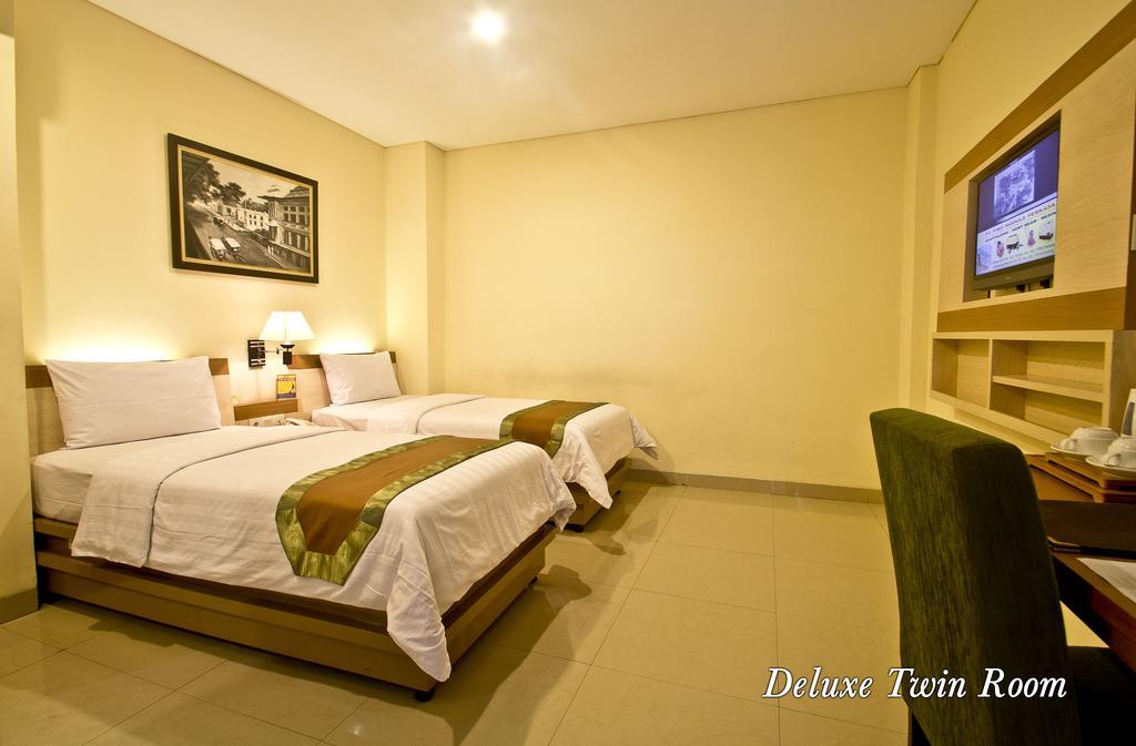 โรงแรมเดอ บาตาร่า บันดุง ภายนอก รูปภาพ